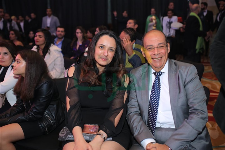 بالصور .. مي عمر تتألق بأغلى فستان زفاف في العالم قيمته ١٥ مليون دولار بالصور .. مي عمر تتألق بأغلى فستان زفاف في العالم قيمته ١٥ مليون دولار