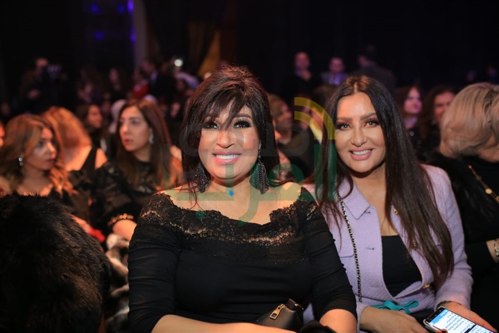 بالصور .. مي عمر تتألق بأغلى فستان زفاف في العالم قيمته ١٥ مليون دولار بالصور .. مي عمر تتألق بأغلى فستان زفاف في العالم قيمته ١٥ مليون دولار