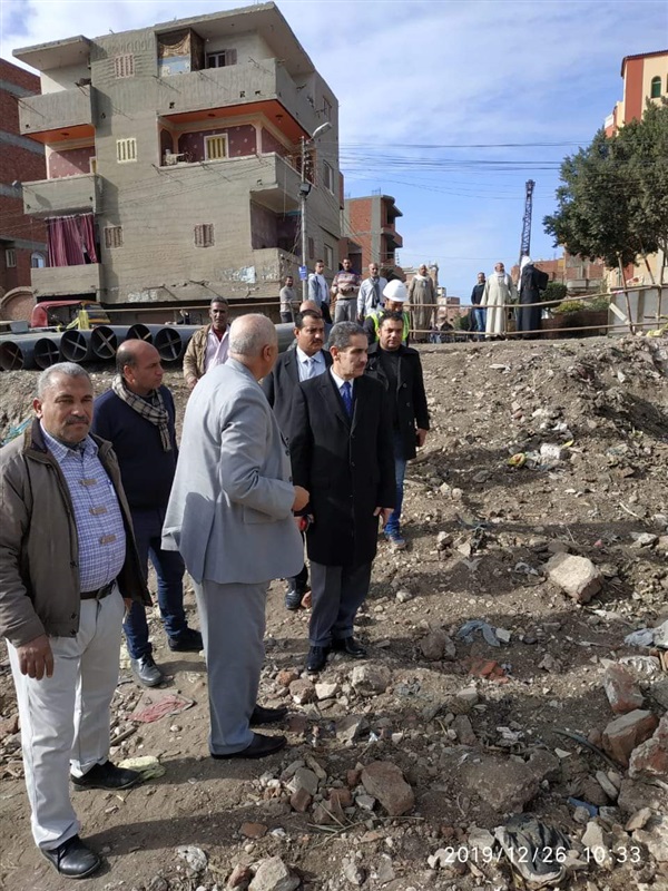 محافظ الغربية في جولة ميدانية مفاجئة على مركزى زفتى والسنطة لمتابعة المشروعات الجارية وأعمال تأمين الكنائس