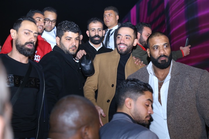 تامر حسني ورامي جمال يشعلان حفل المنارة بالتجمع الخامس