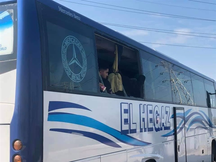 الأمن يضبط المتورطين في الاعتداء علي أتوبيسات مشجعي النادي المصري أثناء الإتجاه للإسكندرية الأمن يضبط المتورطين في الاعتداء علي أتوبيسات مشجعي النادي المصري أثناء الإتجاه للإسكندرية