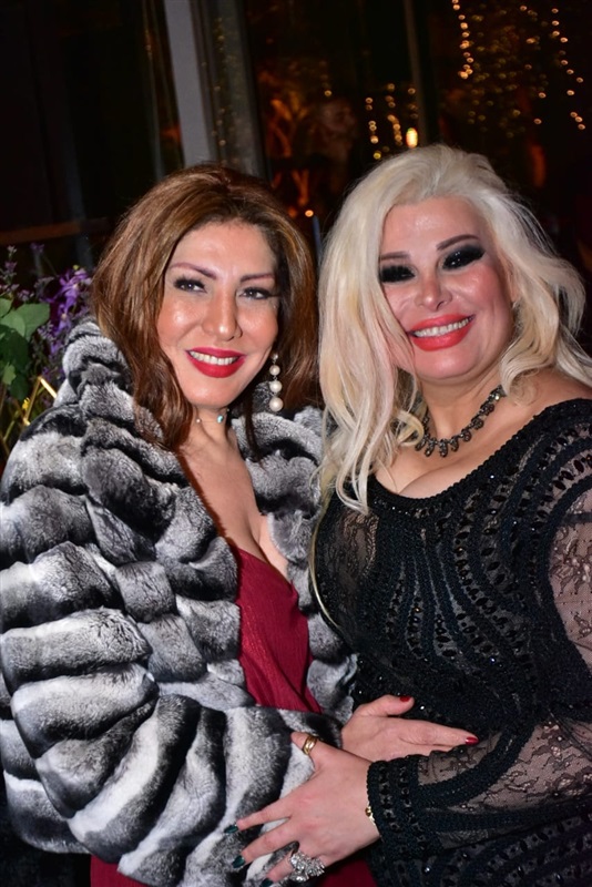 بالصور.. صفوة المجتمع يحتفلون بخطوبة نجل سيدة الأعمال "ليلى شتا" بالصور.. صفوة المجتمع يحتفلون بخطوبة نجل سيدة الأعمال "ليلى شتا"