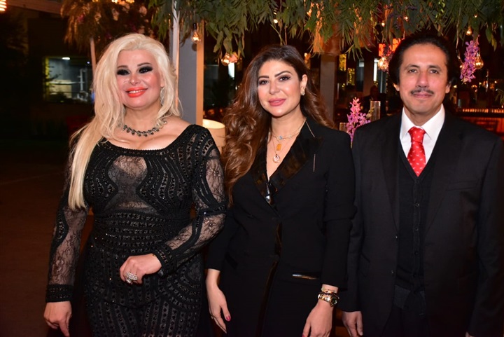 بالصور.. صفوة المجتمع يحتفلون بخطوبة نجل سيدة الأعمال "ليلى شتا" بالصور.. صفوة المجتمع يحتفلون بخطوبة نجل سيدة الأعمال "ليلى شتا"