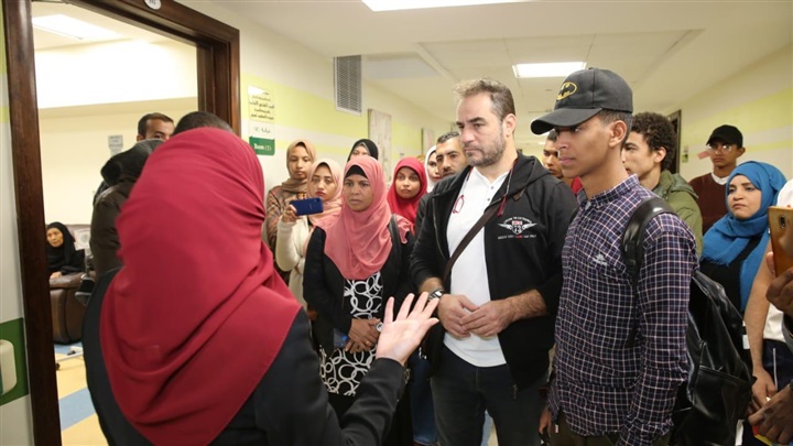 تامر بجاتو يزور مستشفي شفاء الأورمان لعلاج الأورام بالأقصر لدعم مرضي السرطان بالصعيد
