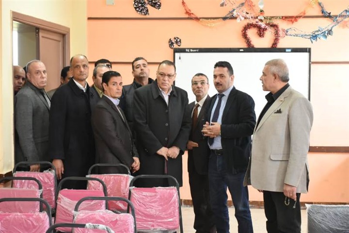 محافظ الشرقية يفتتح مدرسة إبراهيم الأمين الثانوية المشتركة بالحجازية بتكلفة 4 مليون جنيه 