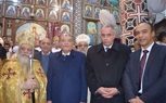 محافظ المنيا يقدم التهنئة للأقباط بعيد الميلاد المجيد في مطرانيتي ملوى وديرمواس