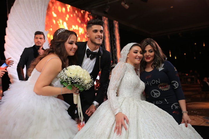بالصور.. الخطيب ونجوم الأهلي يحتفلون بزفاف أحمد الشيخ