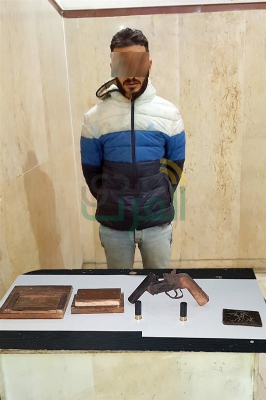  بالصور.. أمن القاهرة يضبط ١٧ قطعة  سلاح نارى و١٤ قضية إتجار في المخدرات بحمله مكبره بحلوان