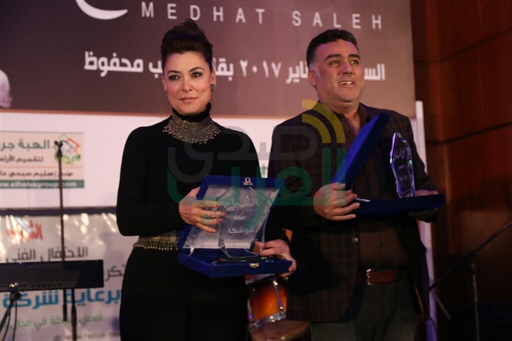 بالصور تكريم عمرو يوسف وانوشكا وتامر حبيب في مجله الشباب بالاهرام بالصور تكريم عمرو يوسف وانوشكا وتامر حبيب في مجله الشباب بالاهرام