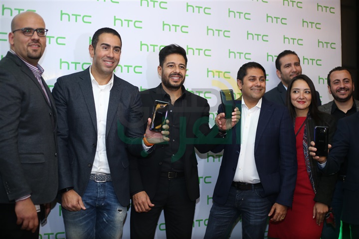 بالصور .. حماقي يشارك في حفل إطلاق هاتف HTC الجديد بالصور .. حماقي يشارك في حفل إطلاق هاتف HTC الجديد