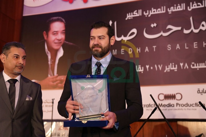 بالصور تكريم عمرو يوسف وانوشكا وتامر حبيب في مجله الشباب بالاهرام بالصور تكريم عمرو يوسف وانوشكا وتامر حبيب في مجله الشباب بالاهرام