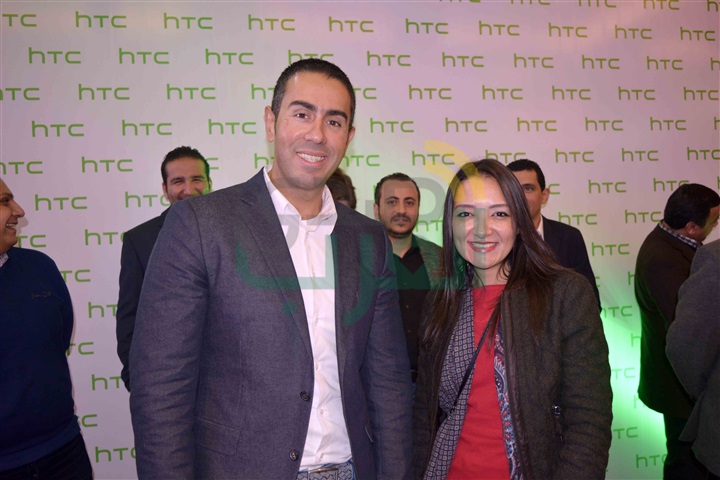 بالصور .. حماقي يشارك في حفل إطلاق هاتف HTC الجديد بالصور .. حماقي يشارك في حفل إطلاق هاتف HTC الجديد