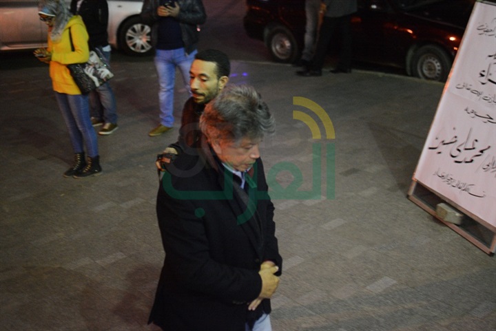 بالصور .. نجوم السياسة والإعلام يواسون محمد علي خير في وفاة والدته بالصور .. نجوم السياسة والإعلام يواسون محمد علي خير في وفاة والدته