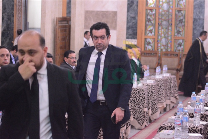 بالصور .. نجوم السياسة والإعلام يواسون محمد علي خير في وفاة والدته بالصور .. نجوم السياسة والإعلام يواسون محمد علي خير في وفاة والدته