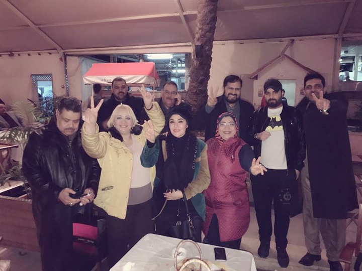 العرب يحتفلون بـ"نصر مصر" .. فرحة عربية خالصة لفوز مصر وتأهلها لنهائى أفريقيا العرب يحتفلون بـ"نصر مصر" .. فرحة عربية خالصة لفوز مصر وتأهلها لنهائى أفريقيا
