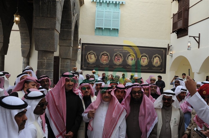 خادم الحرمين يفتتح مهرجان «الجنادرية 31» بحضور أمير الكويت وملك البحرين خادم الحرمين يفتتح مهرجان «الجنادرية 31» بحضور أمير الكويت وملك البحرين