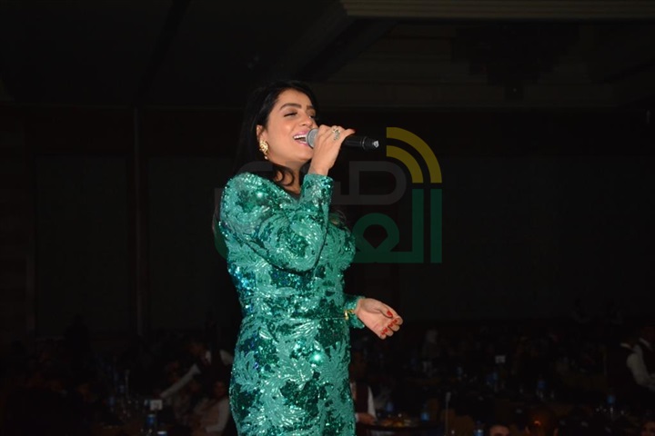 بالصور .. تامر حسني ويسرا يشعلون حفل عطلة نصف العام بالصور .. تامر حسني ويسرا يشعلون حفل عطلة نصف العام