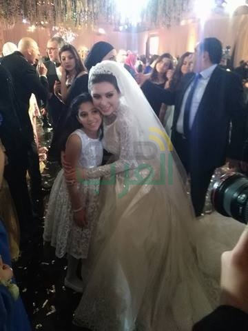 بالصور.. نجوم الفن والغناء فى زفاف ياسمين عمرو الليثي بالصور.. نجوم الفن والغناء فى زفاف ياسمين عمرو الليثي