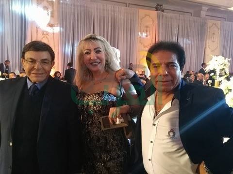بالصور.. نجوم الفن والغناء فى زفاف ياسمين عمرو الليثي بالصور.. نجوم الفن والغناء فى زفاف ياسمين عمرو الليثي