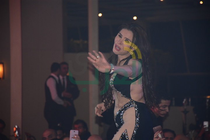 بالصور.. يسرا ودينا وبوسي وشيبة يشعلون أقوى السهرات للسياح العرب بالصور.. يسرا ودينا وبوسي وشيبة يشعلون أقوى السهرات للسياح العرب