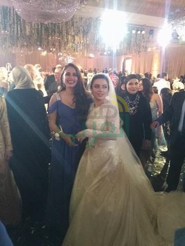 بالصور.. نجوم الفن والغناء فى زفاف ياسمين عمرو الليثي بالصور.. نجوم الفن والغناء فى زفاف ياسمين عمرو الليثي