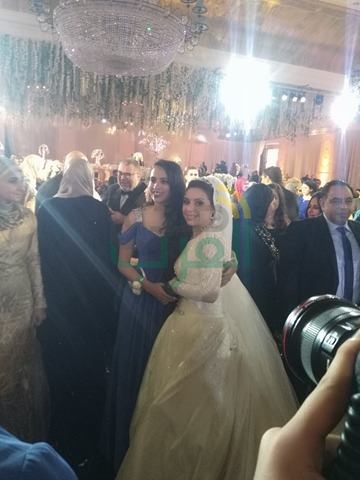 بالصور.. نجوم الفن والغناء فى زفاف ياسمين عمرو الليثي بالصور.. نجوم الفن والغناء فى زفاف ياسمين عمرو الليثي
