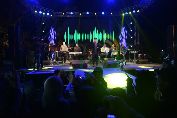 بالصور.. أحمد جمال يُشعل مهرجان "لايف ستايل" بحديقة الأسرة بالصور.. أحمد جمال يُشعل مهرجان "لايف ستايل" بحديقة الأسرة