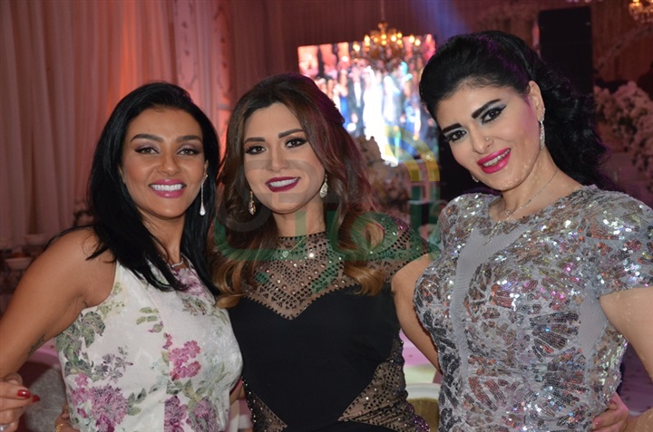 بالصور.. زفاف "لينا مواهب" و"محمد ضياء" بتوقيع نجوم الفن والمجتمع بالصور.. زفاف "لينا مواهب" و"محمد ضياء" بتوقيع نجوم الفن والمجتمع