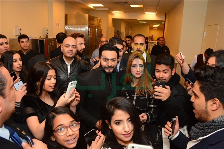 بالصور .. تامر حسني ويسرا يشعلون حفل عطلة نصف العام بالصور .. تامر حسني ويسرا يشعلون حفل عطلة نصف العام