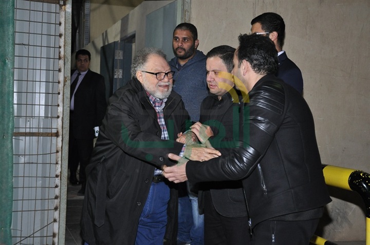 بالصور .. يحي الفخراني ومصطفى قمر وميس حمدان في عزاء والدة ادوارد بالصور .. يحي الفخراني ومصطفى قمر وميس حمدان في عزاء والدة ادوارد