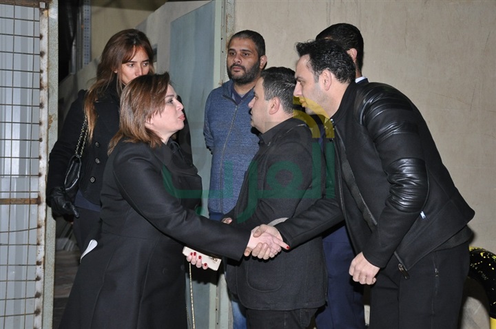 بالصور .. يحي الفخراني ومصطفى قمر وميس حمدان في عزاء والدة ادوارد بالصور .. يحي الفخراني ومصطفى قمر وميس حمدان في عزاء والدة ادوارد