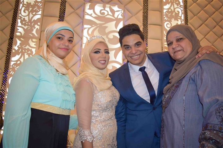 بالصور.. رجل الاعمال هشام البحيرى بحفل خطوبه شقيقته هدير البحيرى بالصور.. رجل الاعمال هشام البحيرى بحفل خطوبه شقيقته هدير البحيرى