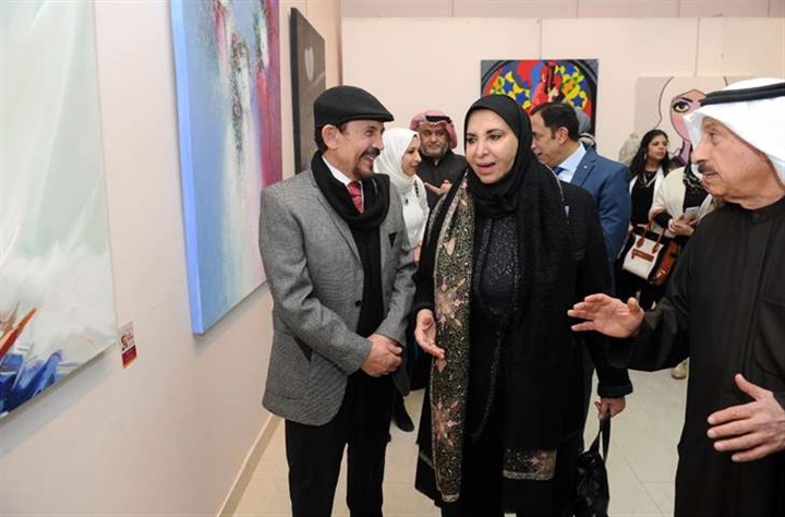 فوز 15 فنانا تشكيليا عربيا بجائزة البينالي لعام 2017 فوز 15 فنانا تشكيليا عربيا بجائزة البينالي لعام 2017