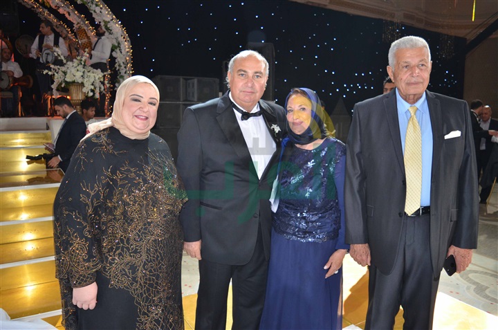 بالصور.. صافينار وبوسي يشعلان زفاف نجل شقيق الإعلامية سهير شلبي بالصور.. صافينار وبوسي يشعلان زفاف نجل شقيق الإعلامية سهير شلبي