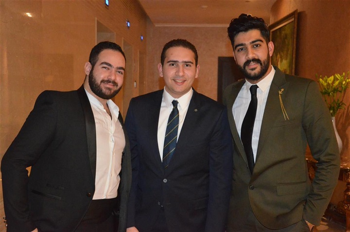 بالصور.. حماقى وبوسى فى زفاف محمد ونورهان بالصور.. حماقى وبوسى فى زفاف محمد ونورهان
