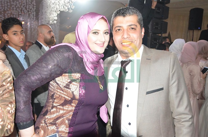 بالصور.. حماقى وبوسى فى زفاف محمد ونورهان بالصور.. حماقى وبوسى فى زفاف محمد ونورهان