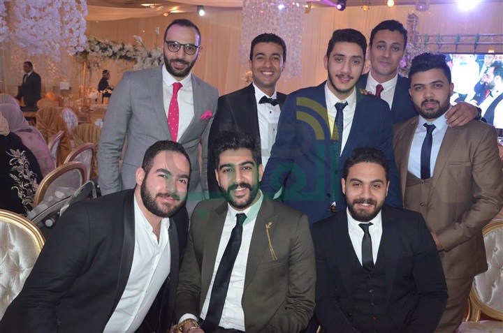 بالصور.. حماقى وبوسى فى زفاف محمد ونورهان بالصور.. حماقى وبوسى فى زفاف محمد ونورهان