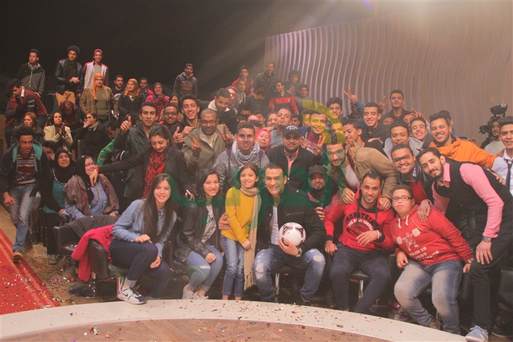 بالصور.. تفاصيل لقاء "الحضري" في "معكم.. منى الشاذلي"