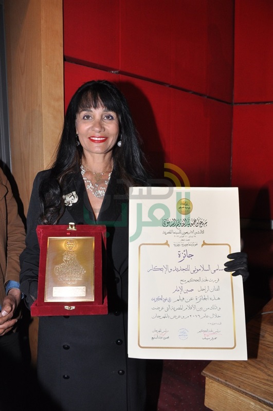 بالصور.. تكريم النجوم في ختام مهرجان جمعية الفيلم بالصور.. تكريم النجوم في ختام مهرجان جمعية الفيلم