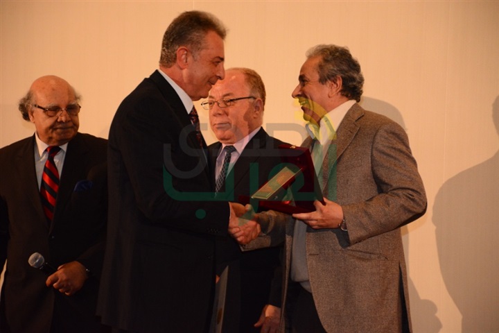 بالصور.. تكريم النجوم في ختام مهرجان جمعية الفيلم بالصور.. تكريم النجوم في ختام مهرجان جمعية الفيلم