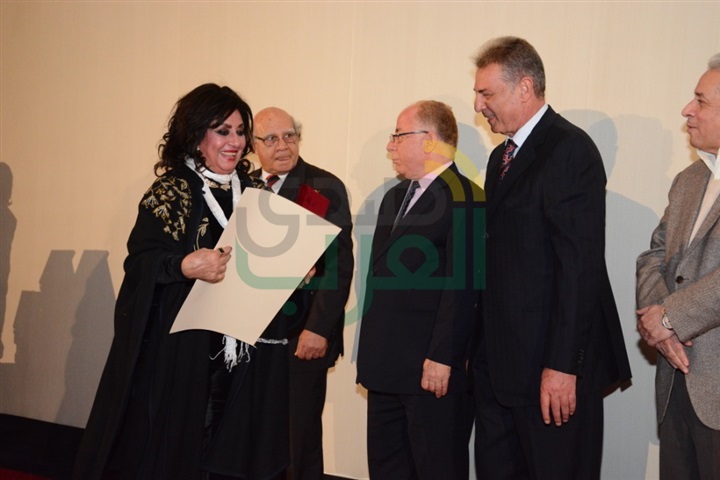 بالصور.. تكريم النجوم في ختام مهرجان جمعية الفيلم بالصور.. تكريم النجوم في ختام مهرجان جمعية الفيلم