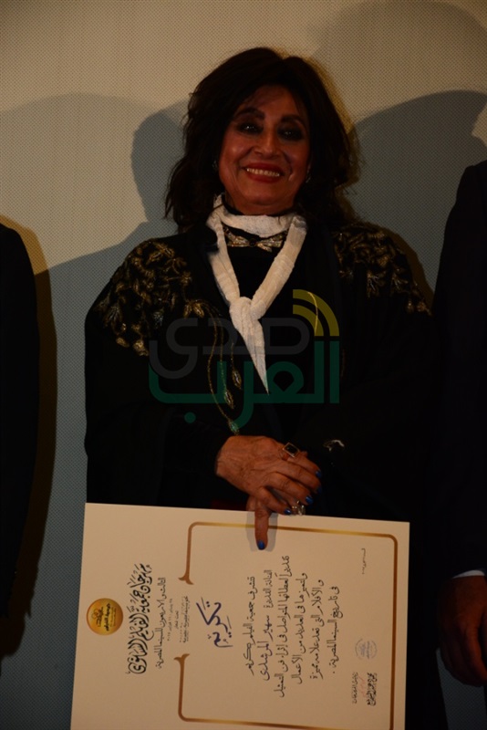 بالصور.. تكريم النجوم في ختام مهرجان جمعية الفيلم بالصور.. تكريم النجوم في ختام مهرجان جمعية الفيلم