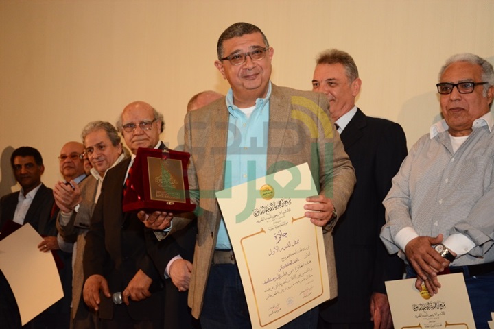 بالصور.. تكريم النجوم في ختام مهرجان جمعية الفيلم بالصور.. تكريم النجوم في ختام مهرجان جمعية الفيلم