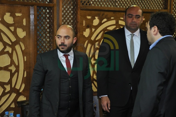 بالصور..  عزاء والد المطرب محمود العسيلى 