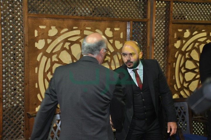 بالصور..  عزاء والد المطرب محمود العسيلى 