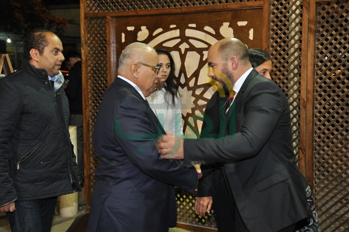 بالصور..  عزاء والد المطرب محمود العسيلى 