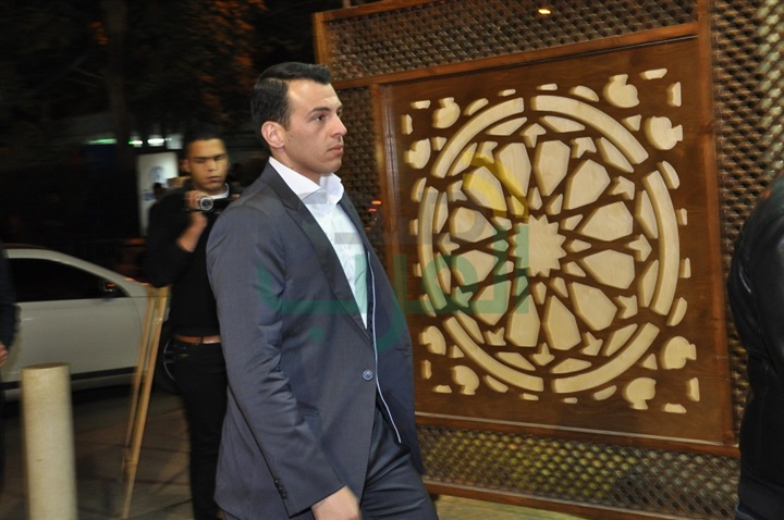 بالصور..  عزاء والد المطرب محمود العسيلى 