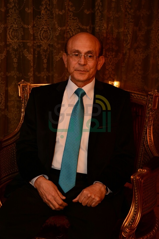 بالصور..  توافد الضيوف علي صالون حسن راتب للثقافه بحضور الفنان محمد صبحي 