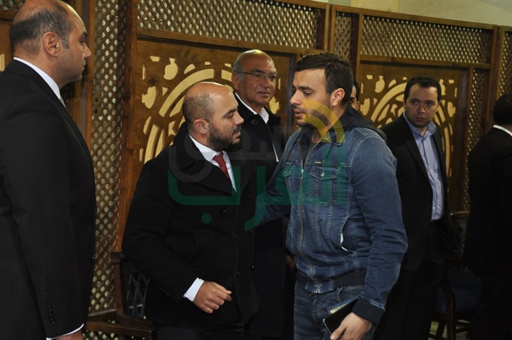 انتهاء عزاء والد المطرب محمود العسيلى بحضور المشاهير