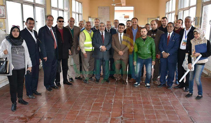 بالصور.. "مياه القليوبية" تستقبل وفدًا من مركز حقوق الإنسان